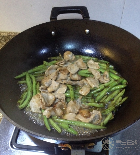 豆角燉肉制作方法? 豆角燉肉制作方法?