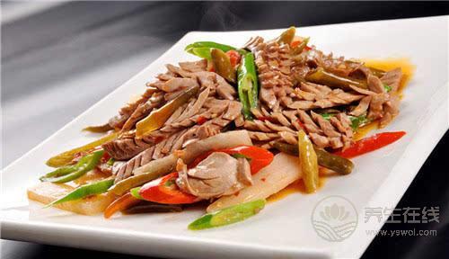 豬肝不能和16種食物一起吃 豬肝+辣椒沒營養 豬肝不能和16種食物一起吃 豬肝+辣椒沒營養