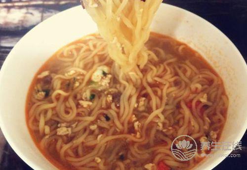 這些食物美味可口，但應該少吃