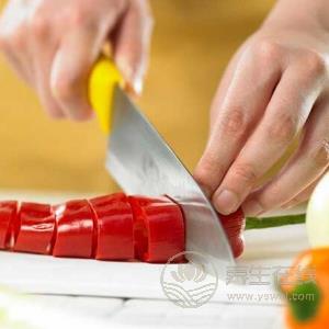 切辣椒后手很辣怎么辦?辣到手的緩解方法 切辣椒后手很辣怎么辦?辣到手的緩解方法