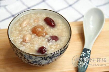 小兒多動(dòng)癥吃什么好呢? 小兒多動(dòng)癥吃什么好呢?