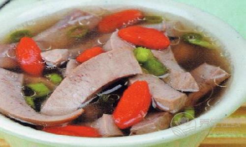 夏季上火該怎么辦 五款藥膳對癥清火氣