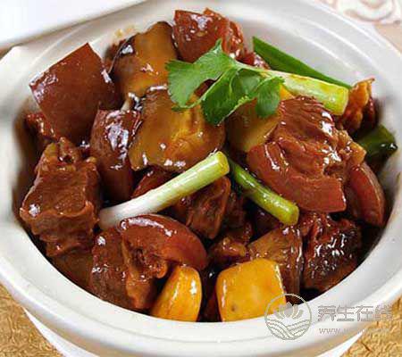 養生禁忌:很多人吃蔥常有這4大誤區 養生禁忌:很多人吃蔥常有這4大誤區