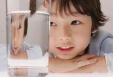 春季養生早上起床飲水的妙用