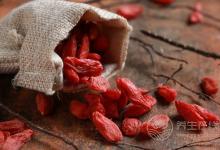 晚上睡前吃五粒枸杞有什么好處?