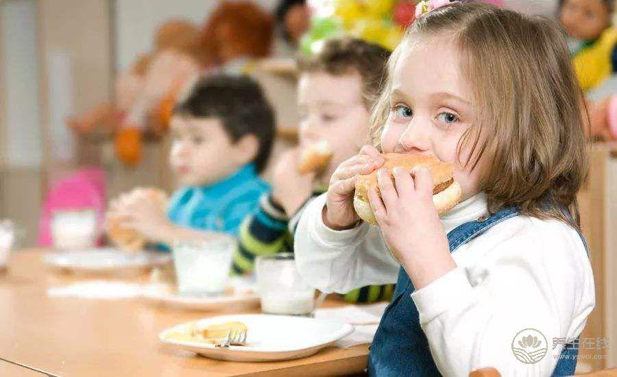 青少年吃什么增強(qiáng)體質(zhì) 這些食物別錯(cuò)過(guò) 青少年吃什么增強(qiáng)體質(zhì) 這些食物別錯(cuò)過(guò)