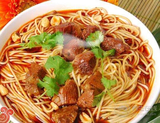 常買餃子皮和面條的人注意了!一定要注意辨別這點 常買餃子皮和面條的人注意了!一定要注意辨別這點