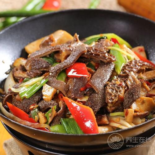 醫生提醒：血管堵的人，這4種食物要少碰！