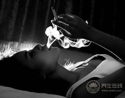 在這幾個時間內吸煙，一支煙頂十支，危害加倍！