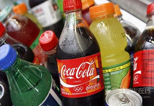 痘痘星人看過來,這3種食物咱別吃了,再好吃為了美也要忍 痘痘星人看過來,這3種食物咱別吃了,再好吃為了美也要忍