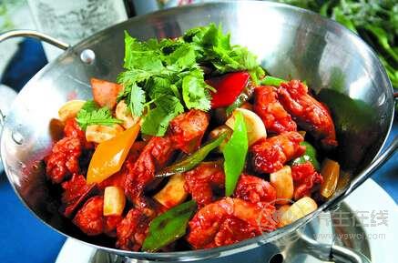 月經(jīng)不調(diào)就吃干鍋?zhàn)须u的做法 月經(jīng)不調(diào)就吃干鍋?zhàn)须u的做法