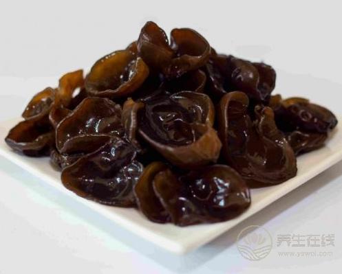 30歲后要關注的健康問題：3種食物能清血管，預防疾病