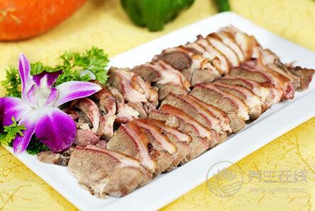 狗肉的作用與功效吃狗肉的禁忌 狗肉的作用與功效吃狗肉的禁忌