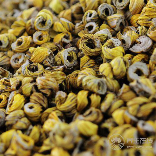 胃不好，用這3種藥材泡水喝，緩解胃炎人健康