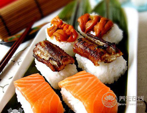 一來月經(jīng)就痛?吃這7種食物可緩解 一來月經(jīng)就痛?吃這7種食物可緩解