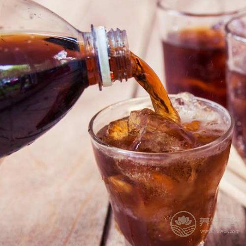 醫生提醒：血管堵的人，這4種食物要少碰！