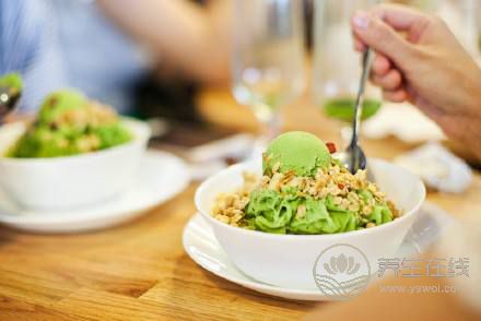 偏頭痛快抓狂？吃點這個趕走疼痛