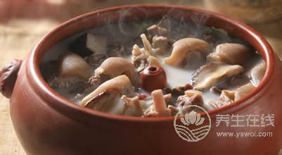 1羊肉爐+胡椒粉易上火?答案正好相反! 1羊肉爐+胡椒粉易上火?答案正好相反!