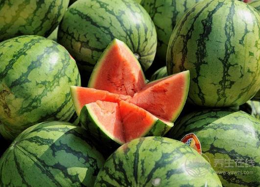 夏季水果多,當心幾種越吃越上火 夏季水果多,當心幾種越吃越上火