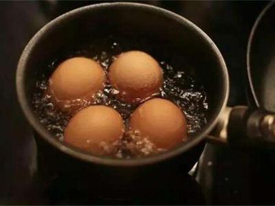 煮雞蛋有講究!雞蛋煮太久好脂肪會變壞?