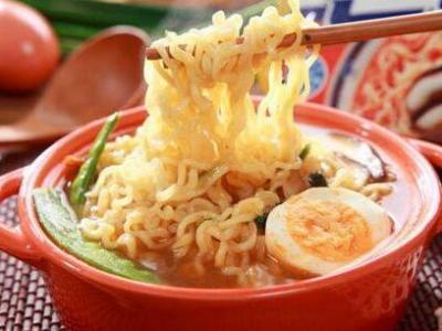 吃泡面是否容易傷胃泡面好消化嗎