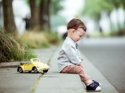 應(yīng)該如何改善寶寶的毛孔粗大問題