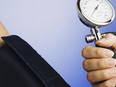 高血壓患者是否會出現惡心的情況