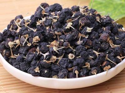 黑枸杞如何搭配其他食材一起泡酒