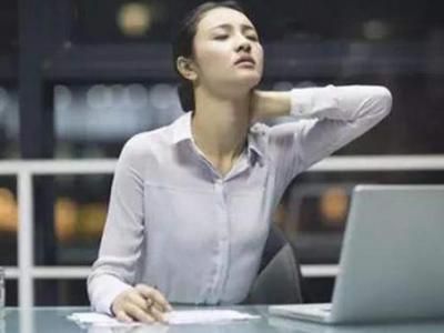 手臂處的經(jīng)絡(luò)出現(xiàn)堵塞應(yīng)該如何疏通