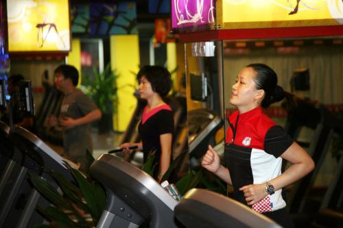 起到加強心肺功能效果的訓練動作