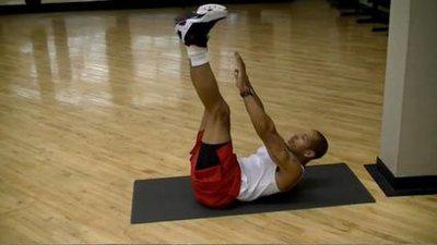 幾種有效虐腹練腹肌的腹部撕裂動作 幾種有效虐腹練腹肌的腹部撕裂動作