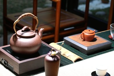 頭皮有點(diǎn)麻的原因?yàn)槭裁磿?huì)出現(xiàn)這種情況-易網(wǎng)健康<a href=http://www.xllyou.com/jkys/ target=_blank class=infotextkey>養(yǎng)生</a>網(wǎng) 頭皮有點(diǎn)麻的原因?yàn)槭裁磿?huì)出現(xiàn)這種情況