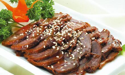 家常牛肉應該怎樣燉比較容易燉爛-易網健康<a href=http://www.xllyou.com/jkys/ target=_blank class=infotextkey>養生</a>網 家常牛肉應該怎樣燉比較容易燉爛