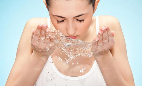 皮膚殺菌用哪種藥哪些方式效果更好-易網健康<a href=http://www.xllyou.com/jkys/ target=_blank class=infotextkey>養生</a>網 皮膚殺菌用哪種藥哪些方式效果更好