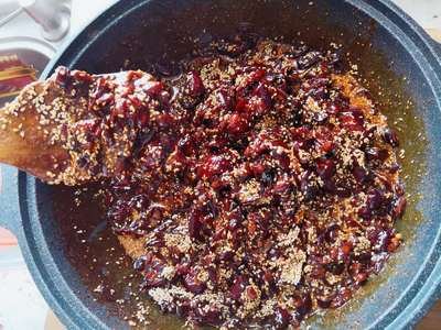 生姜紅棗紅糖膏的幾種比較常規做法-易網<a href=http://www.xllyou.com/ target=_blank class=infotextkey>健康養生</a>網 生姜紅棗紅糖膏的幾種比較常規做法