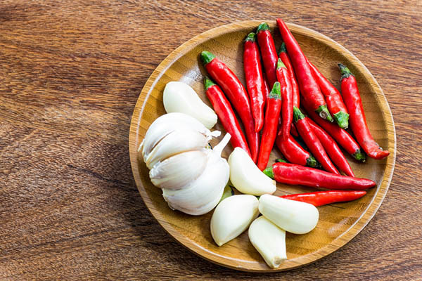 吃辣的造成胃疼的情況喝酸奶行嗎-易網健康<a href=http://www.xllyou.com/jkys/ target=_blank class=infotextkey>養生</a>網 吃辣的造成胃疼的情況喝酸奶行嗎