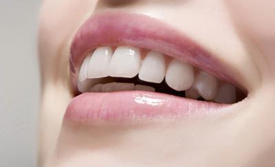 在整牙期間應該吃什么對牙比較好