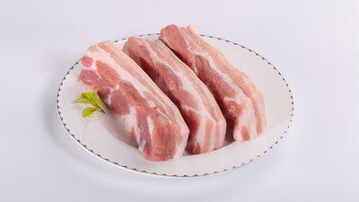 用電飯鍋蒸五花肉好吃又方便的方法-易網健康<a href=http://www.xllyou.com/jkys/ target=_blank class=infotextkey>養生</a>網 用電飯鍋蒸五花肉好吃又方便的方法