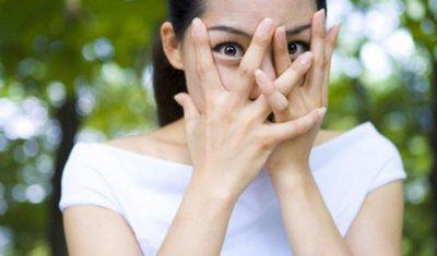 眼皮跳這種情況出現的原因以及如何改善-易網健康<a href=http://www.xllyou.com/jkys/ target=_blank class=infotextkey>養生</a>網 眼皮跳這種情況出現的原因以及如何改善