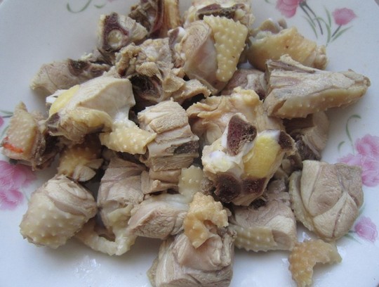 雞肉用冷水焯水的小技巧以及注意事項(xiàng)