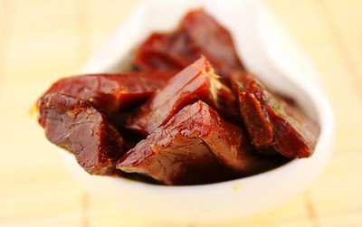 牛肉干太硬了怎么做能夠讓牛肉干回軟-易網健康<a href=http://www.xllyou.com/jkys/ target=_blank class=infotextkey>養生</a>網 牛肉干太硬了怎么做能夠讓牛肉干回軟