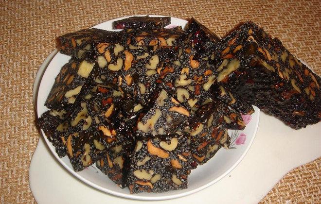 阿膠片的熬制方法以及阿膠片熬制技巧-易網健康<a href=http://www.xllyou.com/jkys/ target=_blank class=infotextkey>養生</a>網 阿膠片的熬制方法以及阿膠片熬制技巧