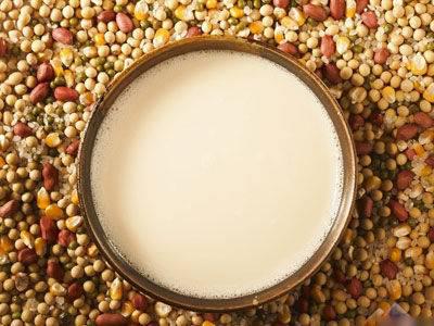 花生想要打成花生豆漿之前需要泡嗎-易網<a href=http://www.xllyou.com/ target=_blank class=infotextkey>健康養生</a>網 花生想要打成花生豆漿之前需要泡嗎