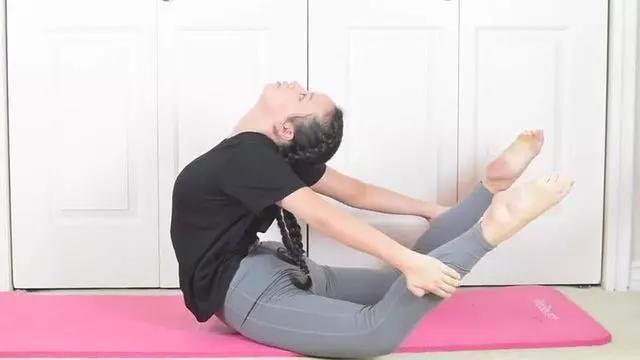 哪些練習可以讓身體變的更加柔軟-易網健康<a href=http://www.xllyou.com/jkys/ target=_blank class=infotextkey>養生</a>網 哪些練習可以讓身體變的更加柔軟