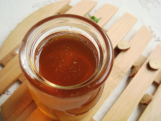 秋梨膏的營養價值以及自制秋梨膏的竅門-易網健康<a href=http://www.xllyou.com/jkys/ target=_blank class=infotextkey>養生</a>網 秋梨膏的營養價值以及自制秋梨膏的竅門