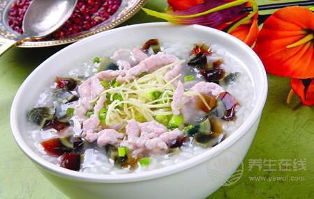 皮蛋瘦肉粥的做法 皮蛋瘦肉粥怎么做好吃-易網(wǎng)健康養(yǎng)生網(wǎng) 皮蛋瘦肉粥的做法 皮蛋瘦肉粥怎么做好吃