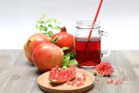 吃石榴有什么好處和壞處?吃石榴能降血糖嗎?-易網健康養生網 吃石榴有什么好處和壞處?吃石榴能降血糖嗎?