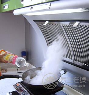 謹記七吃七戒 讓肌膚衰老遠離你-易網(wǎng)健康養(yǎng)生網(wǎng) 謹記七吃七戒 讓肌膚衰老遠離你