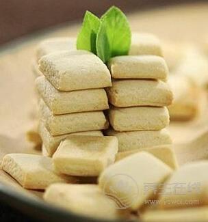 謹記七吃七戒 讓肌膚衰老遠離你-易網(wǎng)健康養(yǎng)生網(wǎng) 謹記七吃七戒 讓肌膚衰老遠離你