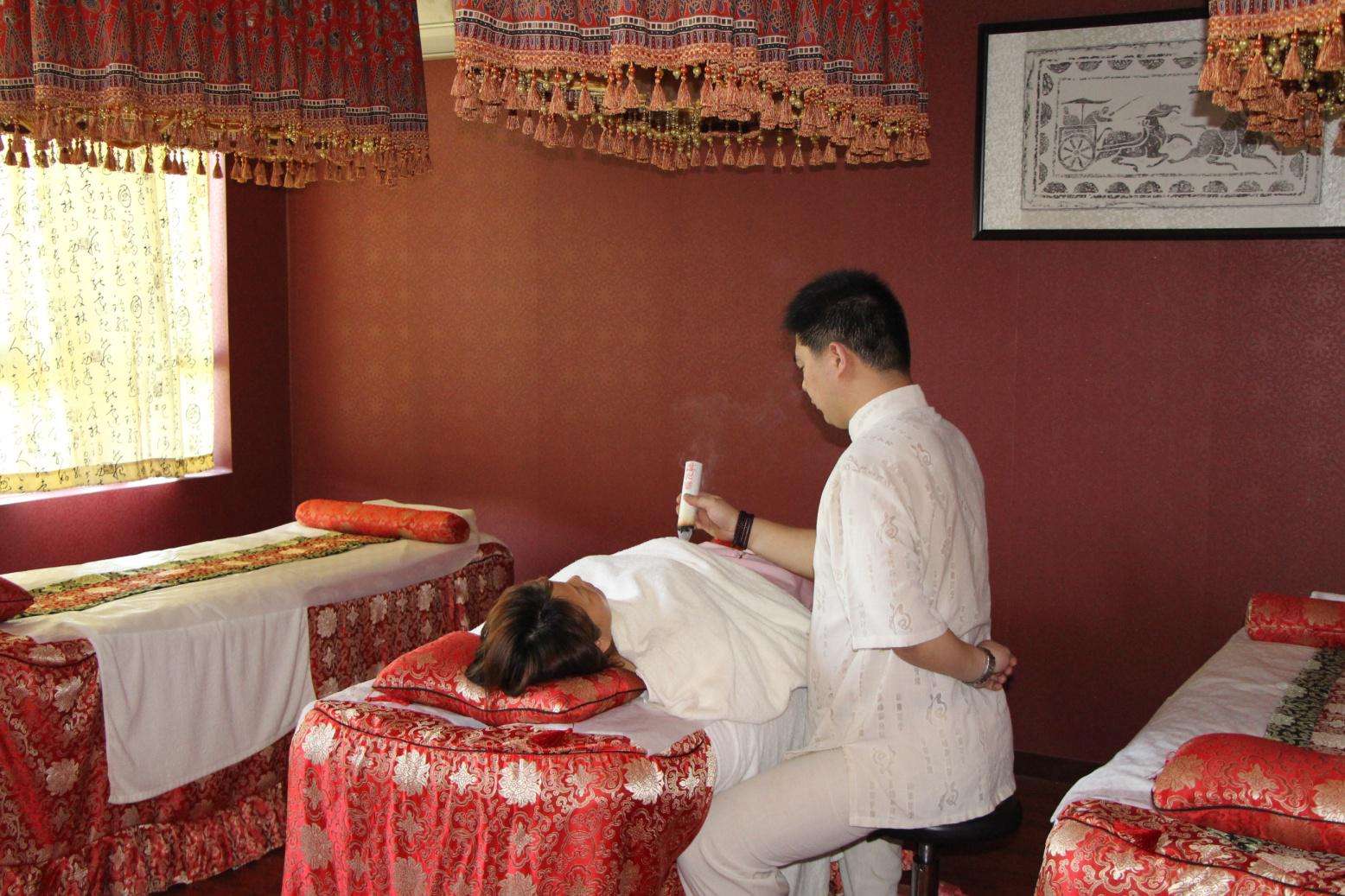 空腹進(jìn)行艾灸會(huì)帶來怎么樣的后果